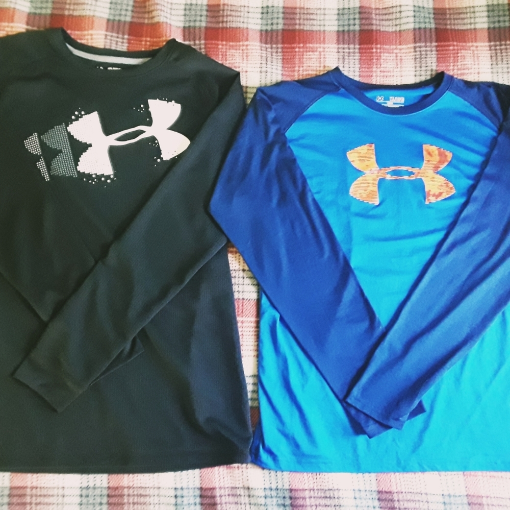 2 boys Under Armour shirts(xl)